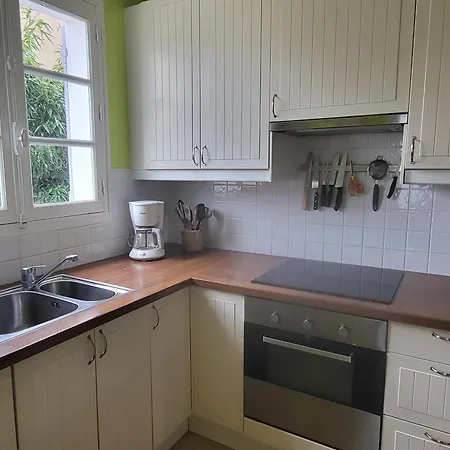 Prázdninový dům Charmante Maison 5 Pers, Wi-fi, Proche - Fr-1-323-537 *