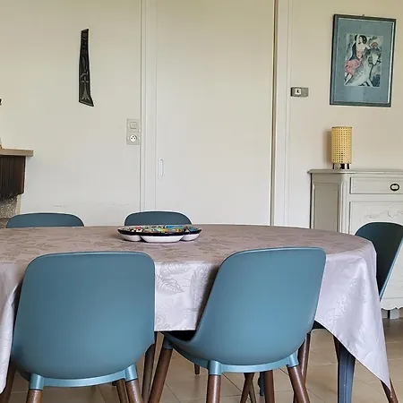 펜션 Charmante Maison 5 Pers, Wi-fi, Proche - Fr-1-323-537 *