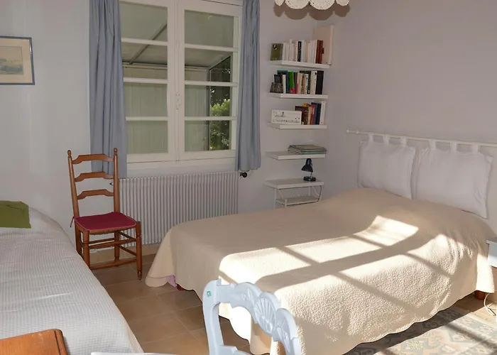 Charmante Maison 5 Pers, Wi-fi, Proche - Fr-1-323-537