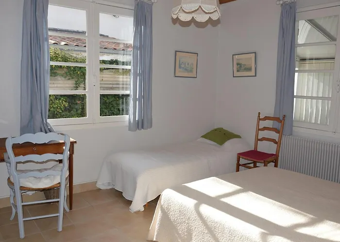 Charmante Maison 5 Pers, Wi-fi, Proche - Fr-1-323-537 생장드몽